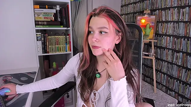 icefroqq online show from 28, 4, 2026