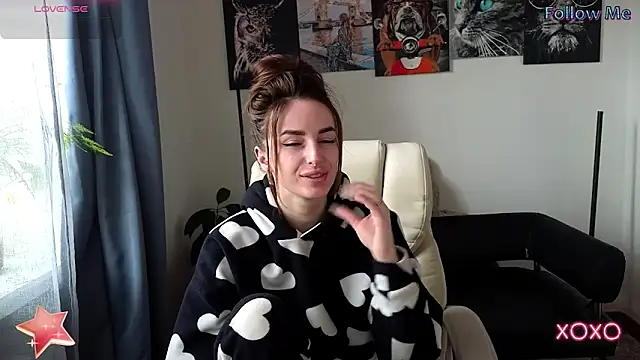 xx adrihanna xx online show from 15, 3, 2025