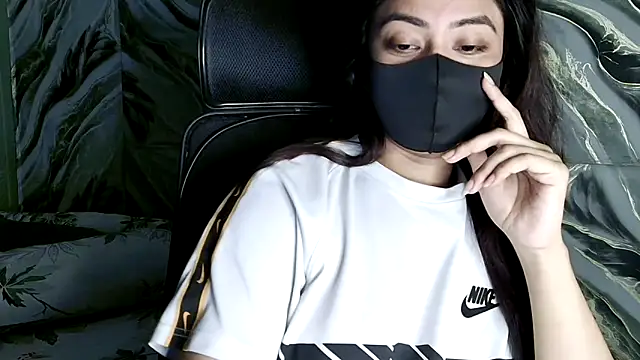 Snapshot of Sima--Roy chatting on 30, 11, 2025 Sima--Roy online show from 30, 11, 2025