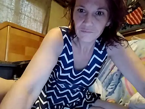 spundarella420 online show from 4, 8, 2026