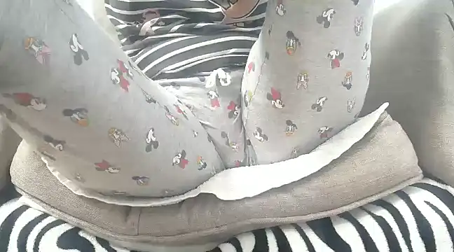 Snapshot of Web_Lady chatting on 10, 2, 2025 Web Lady online show from 10, 2, 2025