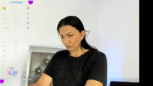 Angelblue  online show from 6, 2, 2025