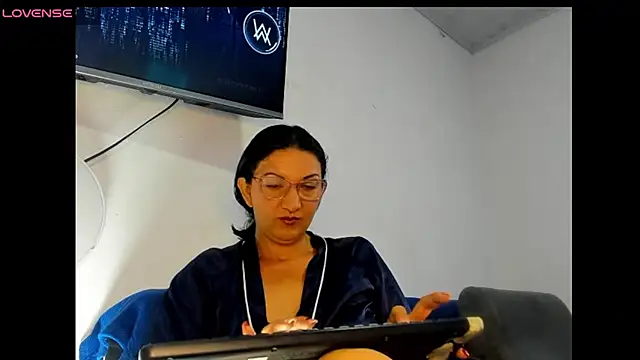 Angelblue  online show from 22, 4, 2026