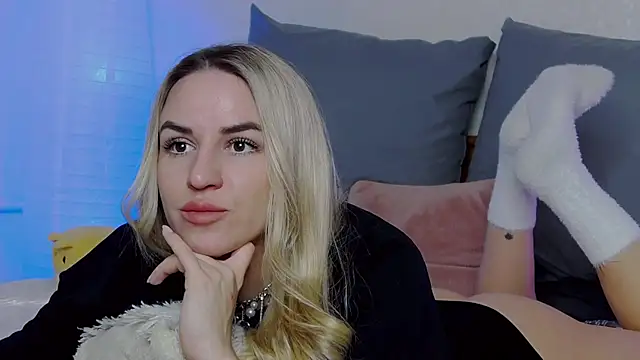 SofiJames online show from 25, 2, 2025