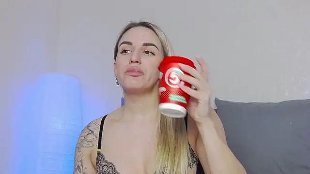 SofiJames online show from 14, 3, 2025