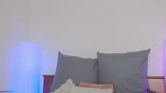 SofiJames online show from 20, 3, 2025