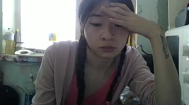 CarlyJoy online show from 5, 2, 2025