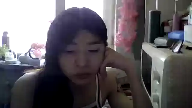 CarlyJoy online show from 26, 4, 2026