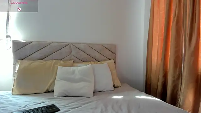 Snapshot of im_amber chatting on 20, 12, 2024 im amber online show from 20, 12, 2024