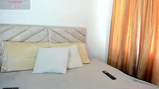 Snapshot of im_amber chatting on 27, 12, 2024 im amber online show from 27, 12, 2024