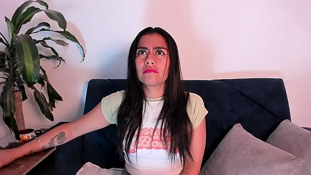 Snapshot of im_amber chatting on 27, 10, 2025 im amber online show from 27, 10, 2025