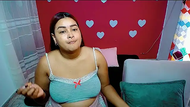 Snapshot of violeta_rous chatting on 12, 6, 2026 violeta rous online show from 12, 6, 2026