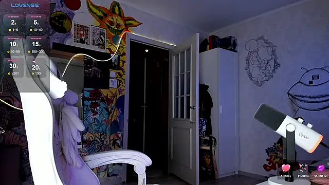 Sunny Mouse  online show from 14, 12, 2024