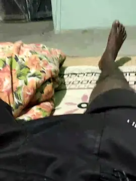 Snapshot of SILENT_FUCKER_01 chatting on 5, 3, 2025 SILENT FUCKER 01 online show from 5, 3, 2025