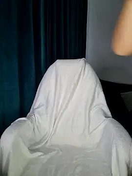 Flower Pow3r online show from 4, 11, 2025