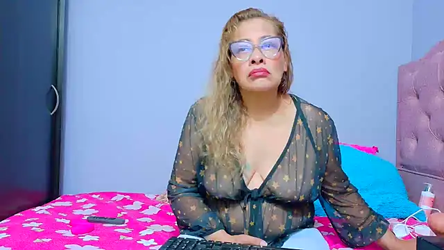 TifanyNasty online show from 22, 9, 2025