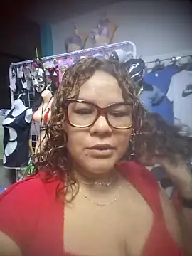 Snapshot of ROSALIALUCY chatting on 25, 9, 2025 ROSALIALUCY online show from 25, 9, 2025