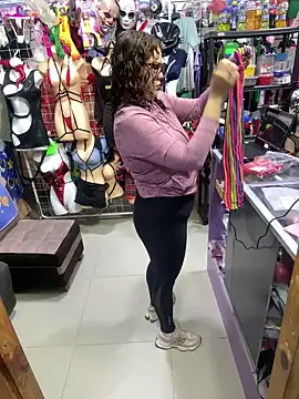 Snapshot of ROSALIALUCY chatting on 25, 10, 2025 ROSALIALUCY online show from 25, 10, 2025