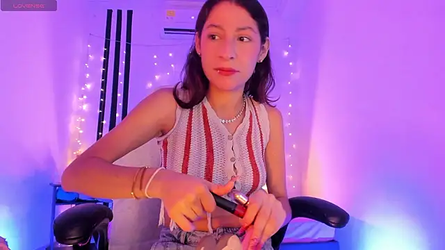 Gorgeous Team online show from 4, 3, 2026