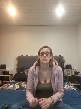 Madame Callie online show from 17, 5, 2026