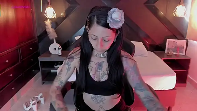 dark gotica online show from 1, 10, 2025