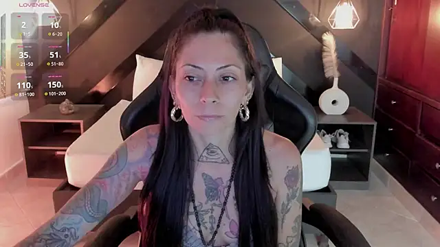 dark gotica online show from 23, 4, 2026