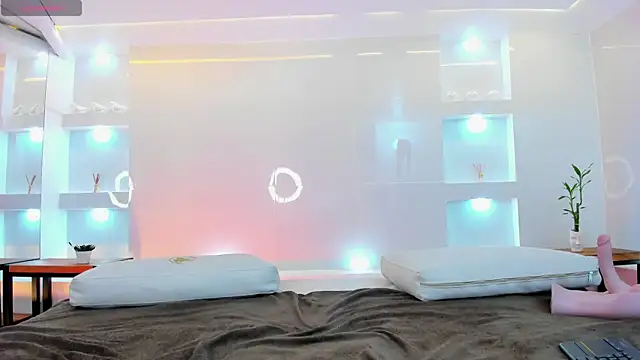 martina mayers online show from 28, 1, 2025