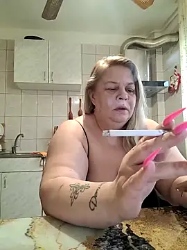 AriannaMilf online show from 22, 4, 2026