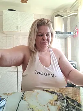 AriannaMilf online show from 26, 4, 2026