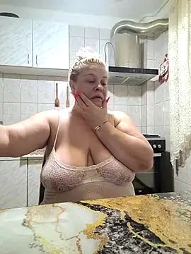 AriannaMilf online show from 19, 6, 2026