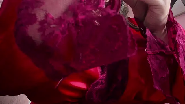 dolly zoe online show from 20, 12, 2025