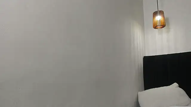 dolly zoe online show from 18, 2, 2026