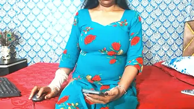 nikitahot3 online show from 17, 10, 2025