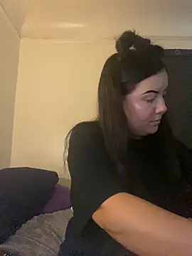 xocrybaby online show from 5, 10, 2025