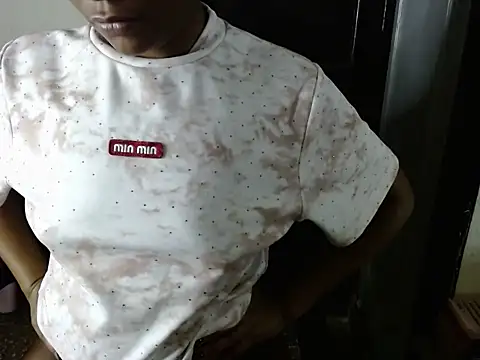 savage laura online show from 5, 1, 2026