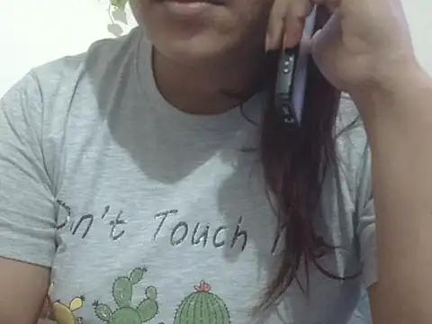 Snapshot of shekira99 chatting on 26, 5, 2026 shekira99 online show from 26, 5, 2026