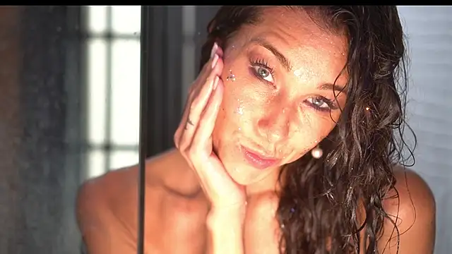 Arte Adelle online show from 25, 4, 2026