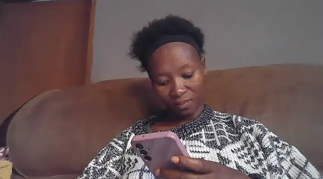 NikkiDickSavage online show from 20, 2, 2025