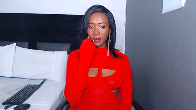 Snapshot of NikkiDickSavage chatting on 18, 6, 2026 NikkiDickSavage online show from 18, 6, 2026