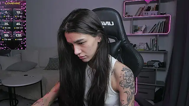 vinkitinkii online show from 13, 2, 2025