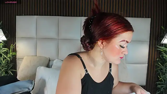 MelanieKlaus online show from 10, 2, 2026