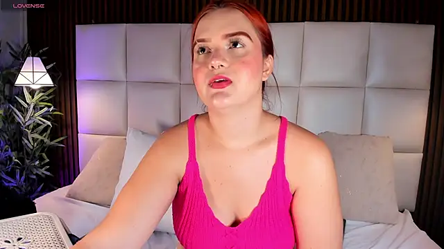 MelanieKlaus online show from 4, 3, 2026