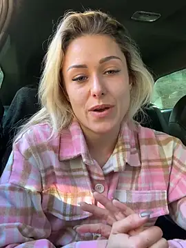 Snapshot of petrouchkaaa_ chatting on 30, 1, 2025 petrouchkaaa online show from 30, 1, 2025