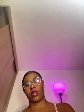 charlotteeruss online show from 5, 7, 2026