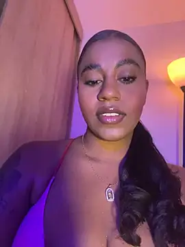 charlotteeruss online show from 19, 7, 2026