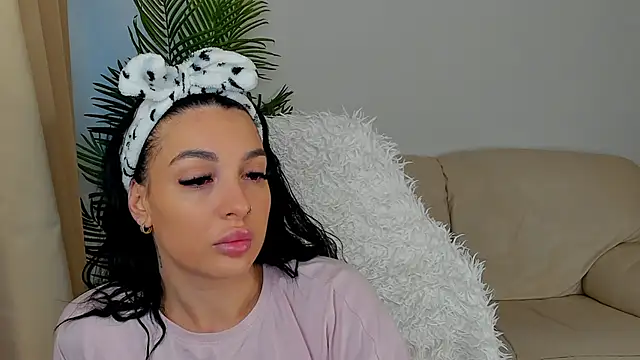 RaveWithMe9 online show from 4, 2, 2025