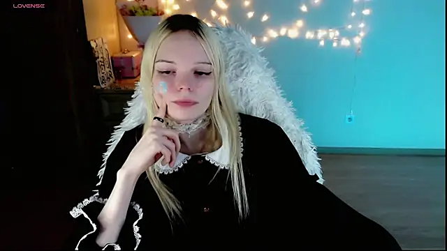 Emily Nyaffee online show from 25, 2, 2025