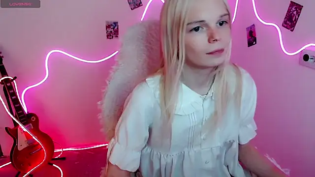 Emily Nyaffee online show from 9, 9, 2025