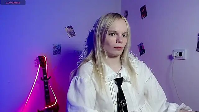 Emily Nyaffee online show from 13, 3, 2026