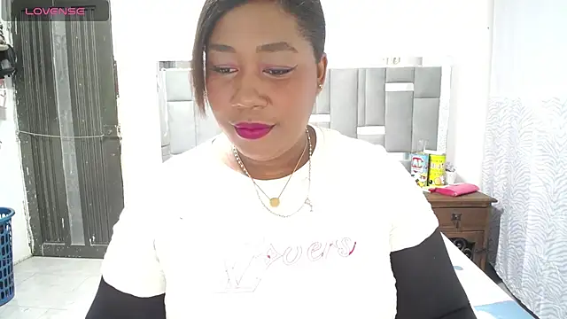 thickebonymilfF online show from 10, 3, 2025